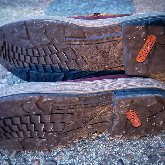 Rieker Cozy Lace-Up Boots with Fur Lining - Picture 5 of 8